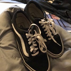 Vans black old skools